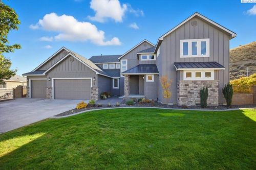 683 Isola Vista Ct, Richland, WA, 99352-7818 | Card Image