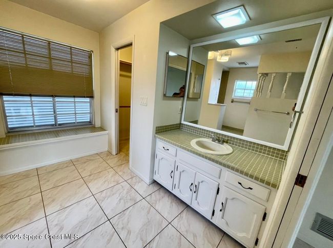 48 Country Club Rd, House other with 4 bedrooms, 2 bathrooms and null parking in Cocoa Beach FL | Image 31