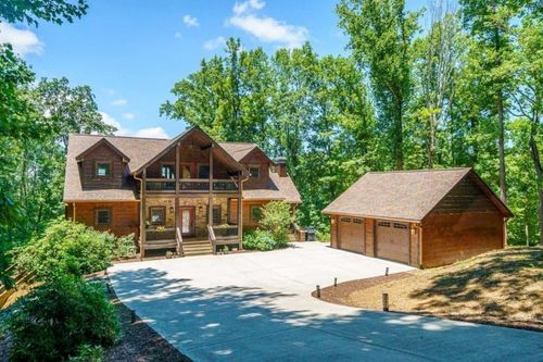 1252 Mountainside Pkwy, Ellijay, GA, 30536-8422 | Card Image