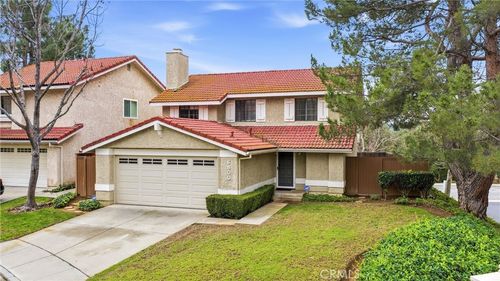 6800 Cedarbark Ct, Oak Park, CA, 91377-3970 | Card Image