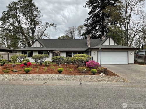 7711 Sapphire Dr Sw, Lakewood, WA, 98498-5032 | Card Image