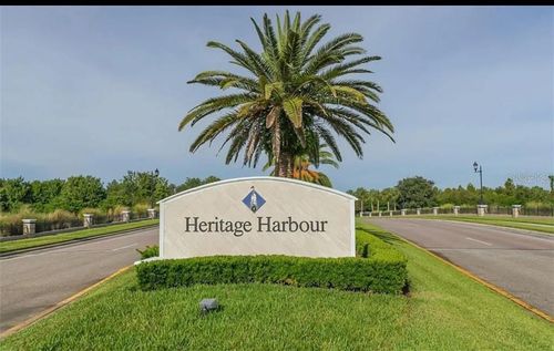 8950 Stone Harbour Loop, BRADENTON, FL, 34212-6327 | Card Image