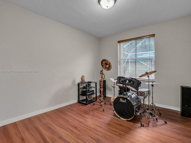 4209 Pinewood Ln, House other with 5 bedrooms, 4 bathrooms and null parking in Weston FL | Image 31