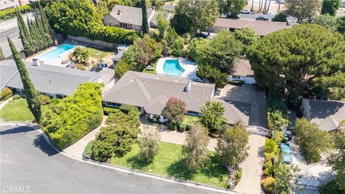 19308 Lemarsh St, Northridge, CA, 91325-1411 | Card Image