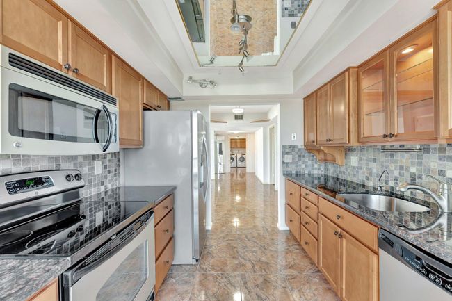 202 - 800 Jeffery 202 Street, Condo with 3 bedrooms, 2 bathrooms and null parking in Boca Raton FL | Image 18