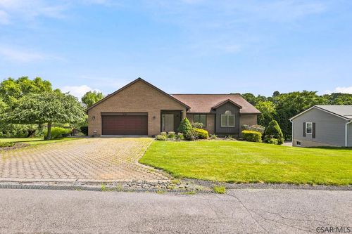 1174 Zucco Ln, Johnstown, PA, 15905-1165 | Card Image