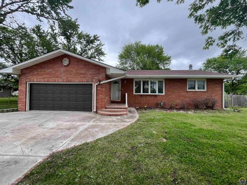 104 Douglas St, Olpe, KS, 66865-9744 | Card Image