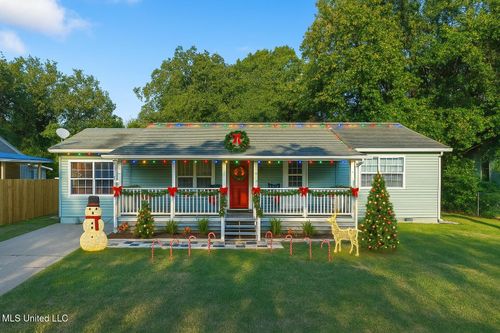 367 Belvedere Cir, Biloxi, MS, 39531-3101 | Card Image