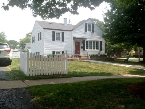 943 S Charlotte St, Lombard, IL, 60148-3407 | Card Image