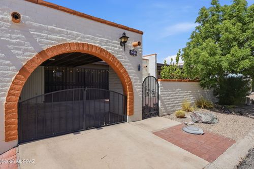 1407 W Placita Apache, Green Valley, AZ, 85622-3225 | Card Image