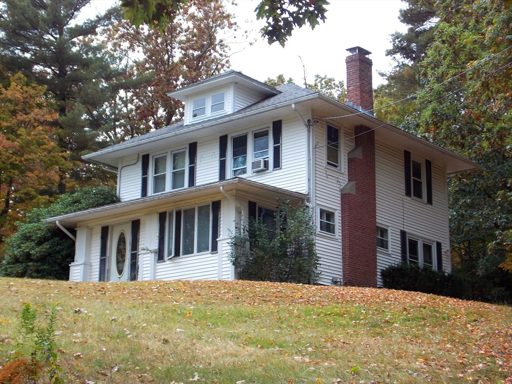 Main St, North Oxford, MA 01537
