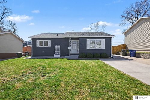 8109 Valley Road, La Vista, NE, 68128 | Card Image