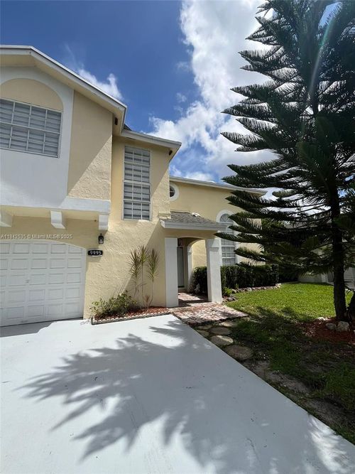 9995 Nw 51st Ter, Doral, FL, 33178-1932 | Card Image