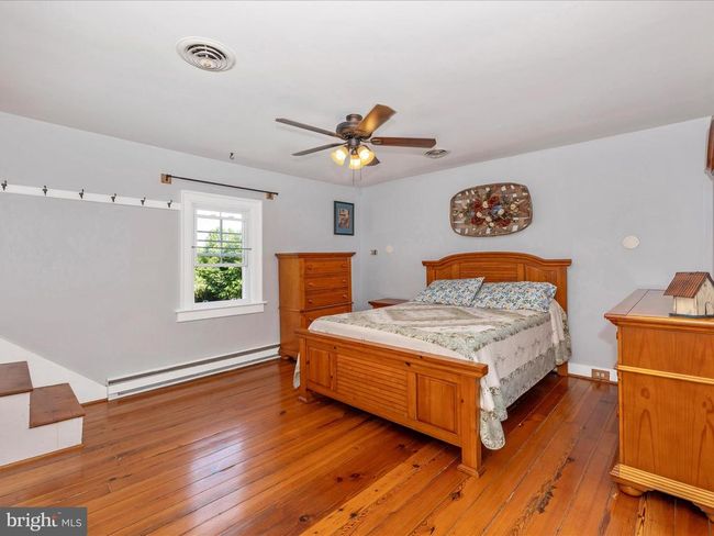9314 Pear Ln, House other with 4 bedrooms, 3 bathrooms and null parking in FREDERICK MD | Image 34