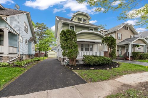 29 Edgeland St, Rochester, NY, 14609-4242 | Card Image