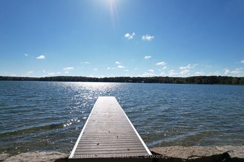 195 Blue Mountain Maples Rd, Flesherton, ON, N0C1E0 | Card Image