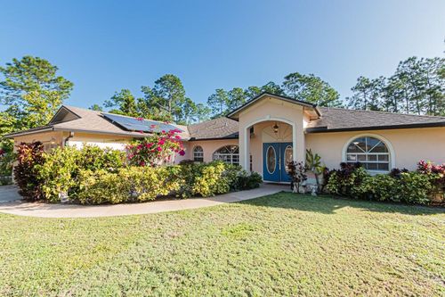 590 6th St Ne, NAPLES, FL, 34120-2124 | Card Image