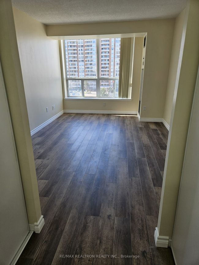 708 - 410 Mclevin Ave, Condo with 3 bedrooms, 2 bathrooms and 1 parking in Scarborough ON | Image 15