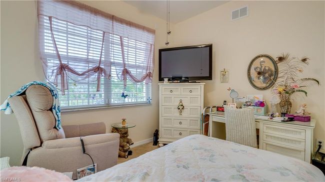 APT-202 - 1133 Van Loon Commons Cir, Condo with 2 bedrooms, 2 bathrooms and 1 parking in CAPE CORAL FL | Image 22