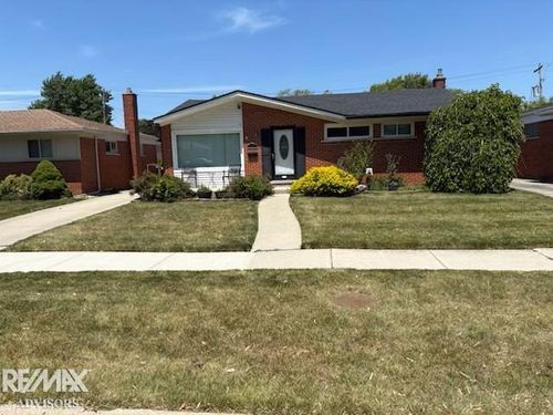 21707 Timberidge St, Saint Clair Shores, MI, 48082-1272 | Card Image