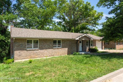 314 Gateway Drive, Jefferson City, MO, 65109 | Card Image