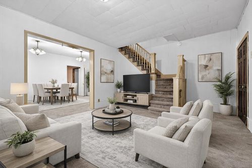 38 W 43rd St, Bayonne, NJ, 07002-3008 | Card Image