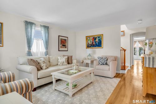 3 Garden St, Branford, CT, 06405-4610 | Card Image