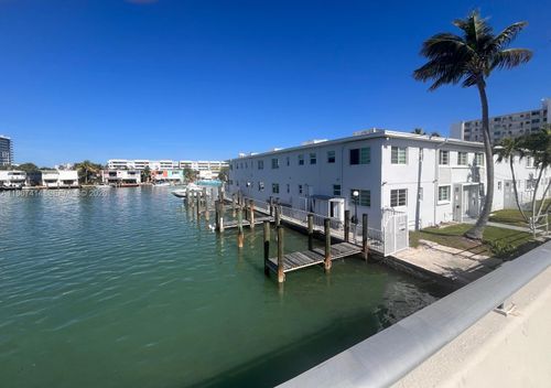 25-7207 Bay Drive, Miami Beach, FL, 33141 | Card Image