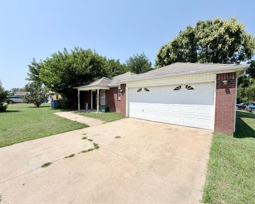 1233 N Boxley Avenue, Fayetteville, AR, 72704 | Card Image