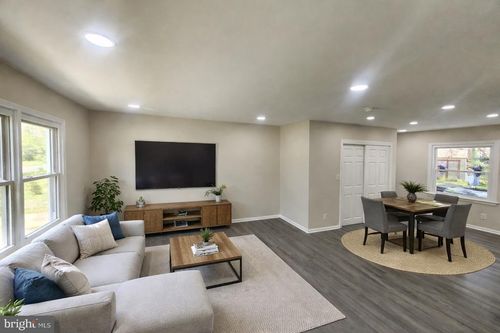 6401 Towles Mill Rd, SPOTSYLVANIA, VA, 22551-3229 | Card Image