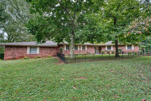 5244 Tarrytown Rd, Newburgh, IN, 47630-2042 | Card Image