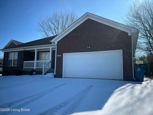 154 Woodfield Cir, Shelbyville, KY, 40065-8891 | Card Image