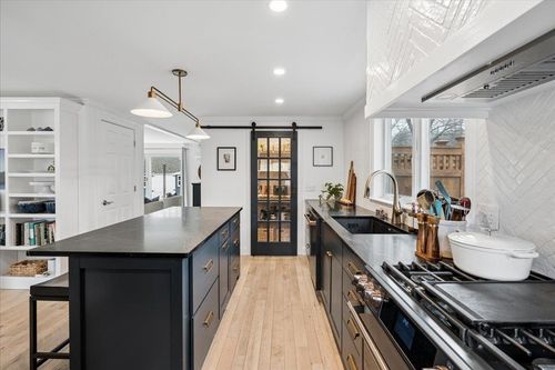 32 Porpoise Dr, Rye, NH, 03870-2116 | Card Image
