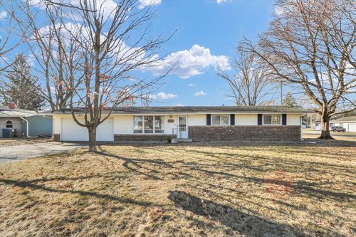 209 W Strong St, Tolono, IL, 61880-9783 | Card Image