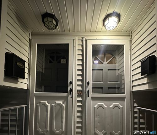 35 Worcester Ave, Waterbury, CT, 06705-3041 | Card Image