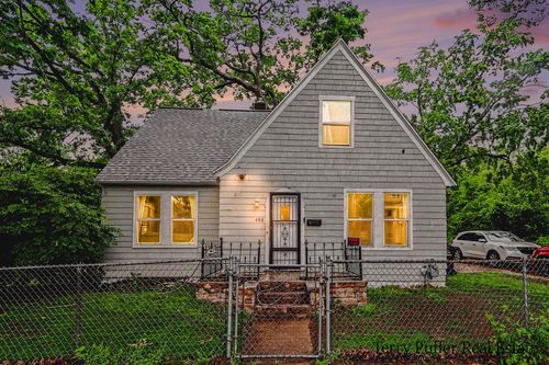488 W Southern Ave, Muskegon, MI, 49441-2469 | Card Image