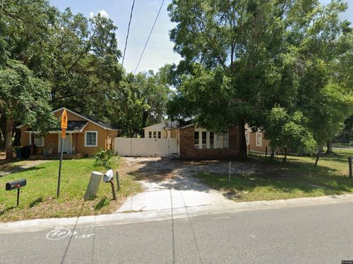2118 Bates Ave, Eustis, FL, 32726-3906 | Card Image