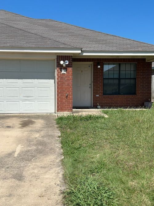 unit-b-313 Cedar Ridge Dr, Nolanville, TX, 76559-4677 | Card Image