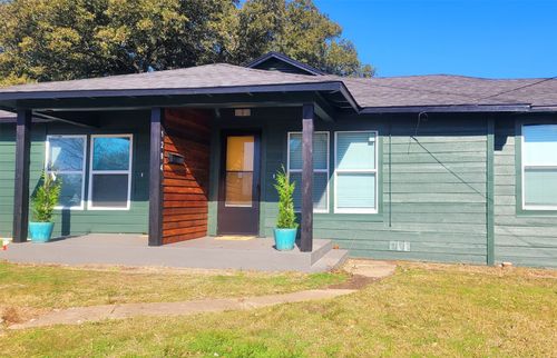 1204 Live Oak St, Commerce, TX, 75428-3014 | Card Image