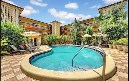 12-744 Ne 14th Ave, Fort Lauderdale, FL, 33304-2814 | Card Image