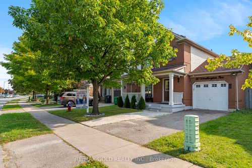 30 Worthington Ave, Brampton, ON, L7A1M9 | Card Image