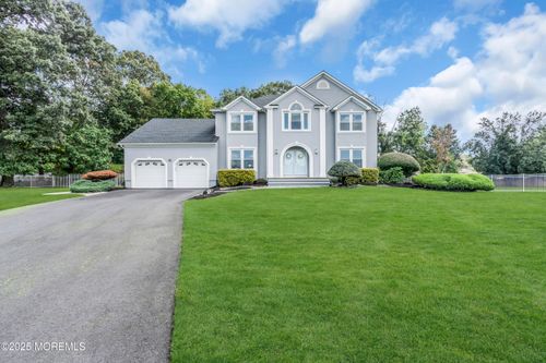 5 Crusade Ct, Manalapan, NJ, 07726-1748 | Card Image
