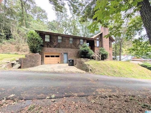 205 Julian Dr, Adger, AL, 35006-2513 | Card Image