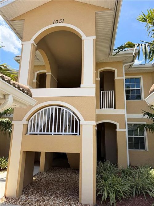 105-1051 Winding Pines Cir, CAPE CORAL, FL, 33909-8709 | Card Image