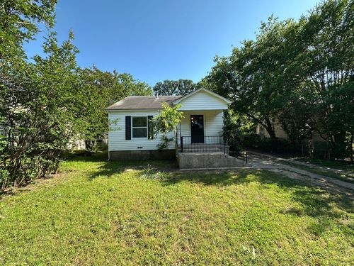 48 Vaughn Dr, Denison, TX, 75020-2300 | Card Image