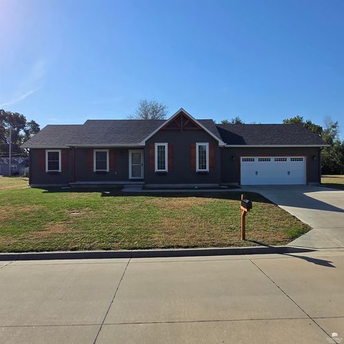 216 Eagle Drive, Abilene, KS, 67410 | Card Image
