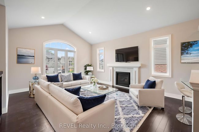 6464 Sam Iorfida Dr, House other with 6 bedrooms, 3 bathrooms and 6 parking in Niagara Falls ON | Image 7