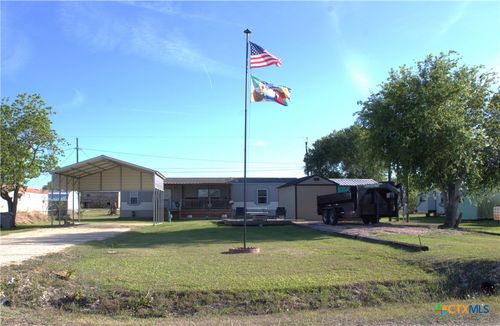 1005 W Houston Ave, Seadrift, TX, 77983-3757 | Card Image