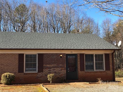 355 Sunny Hill Dr, Lincolnton, NC, 28092-8112 | Card Image