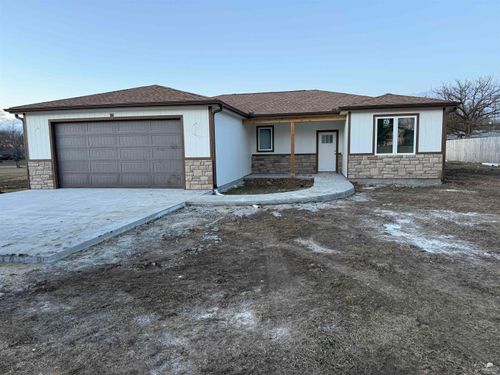 503 E Allen St, Leonardville, KS, 66449-9510 | Card Image